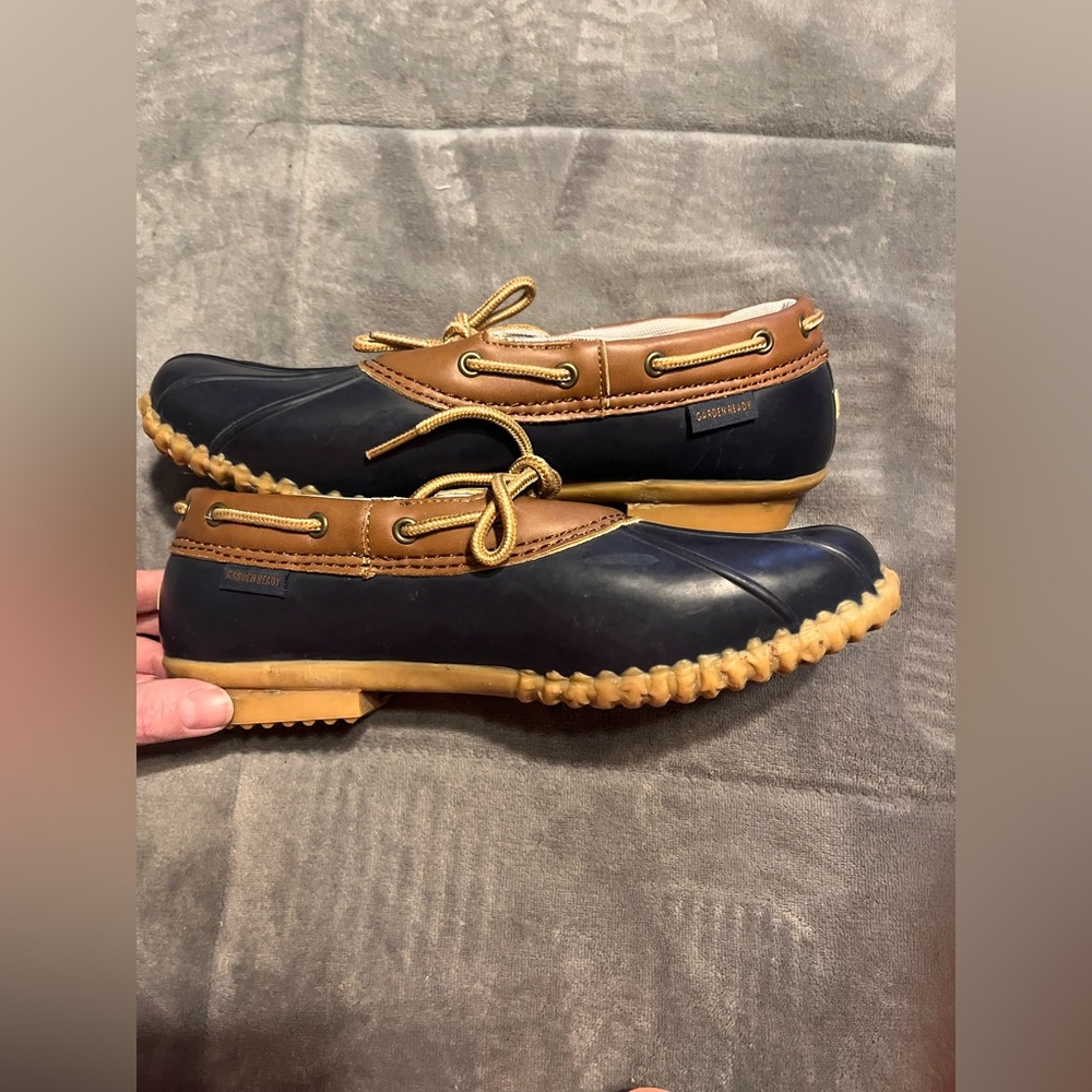 JBU Garden Ready Shoes sz 9